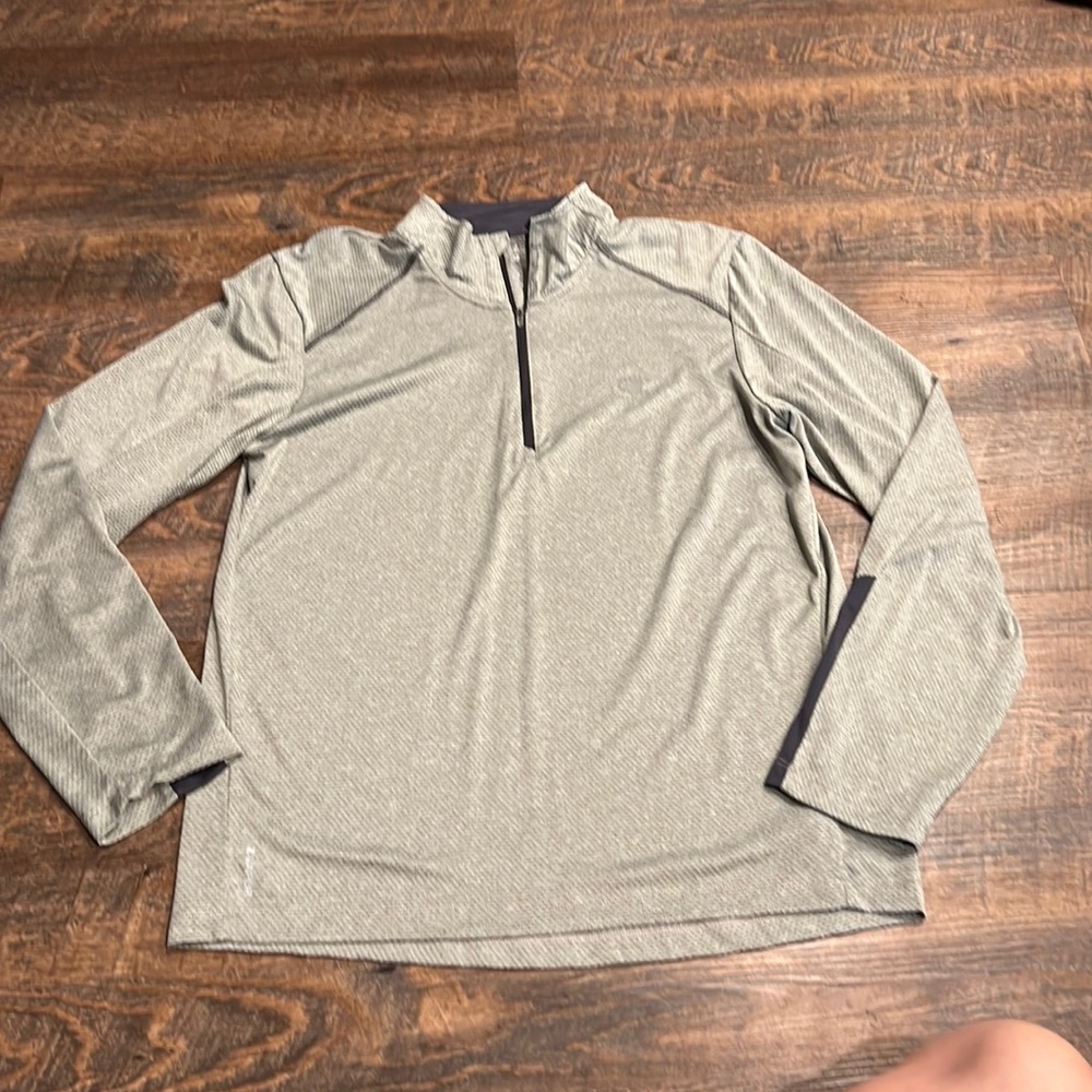 Champion Men’s Medium Powertrain 3/4 Zip Light Jacket